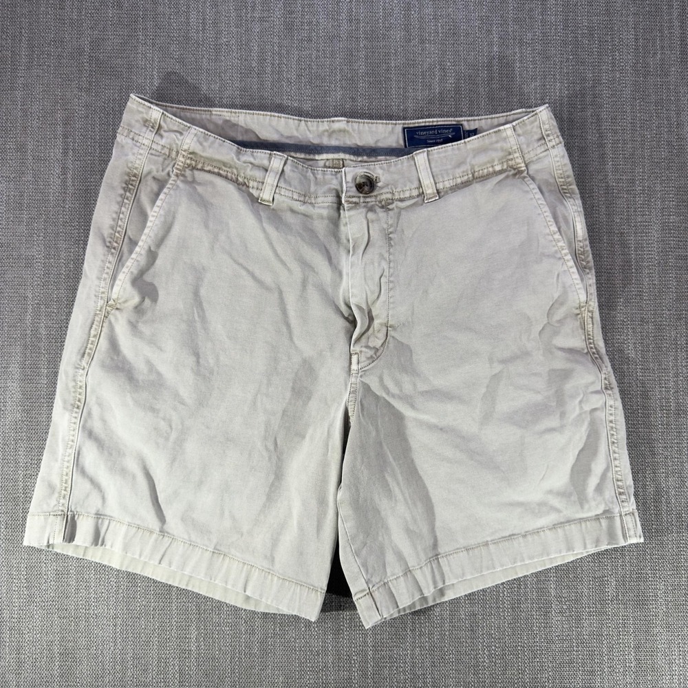 Vineyard Vines Shorts Mens 32 Beige Chino Casual Flat Front Cotton Summer